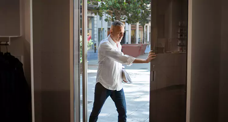 Reliable Pella Patio Door Repair Services for Opening Issues in Ruskin, FL