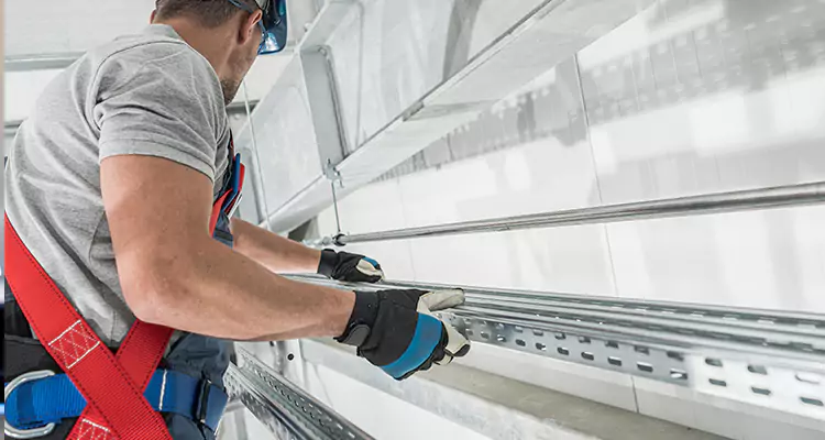 Glass Balcony Railing Replacement in Ruskin, FL